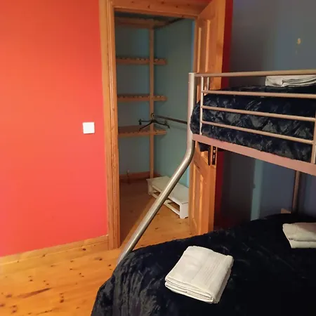 In Guest - 3 Williamstown, Ireland Guest house Crumlin (Mayo)